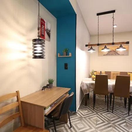 Loutraki Home לוטראקי