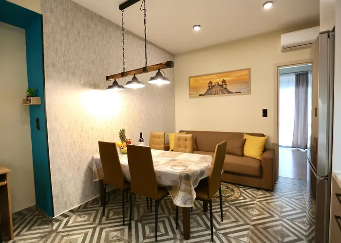 Loutraki Home Лоутраки