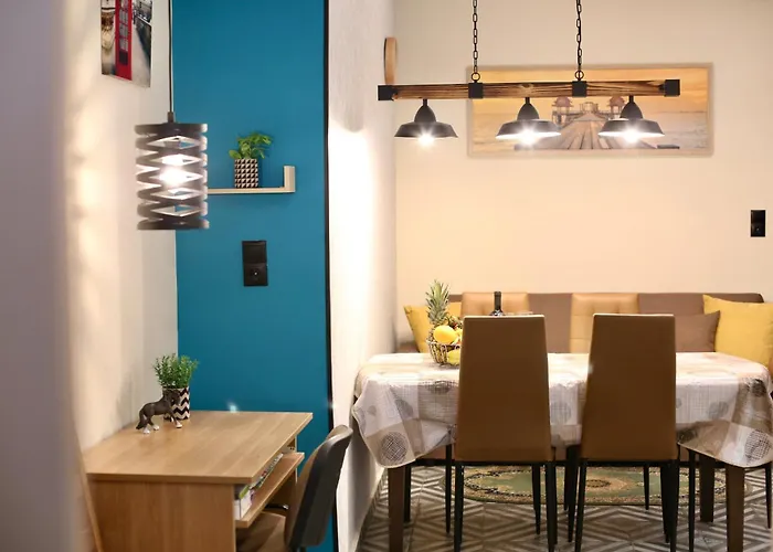 Loutraki Home Апартаменты